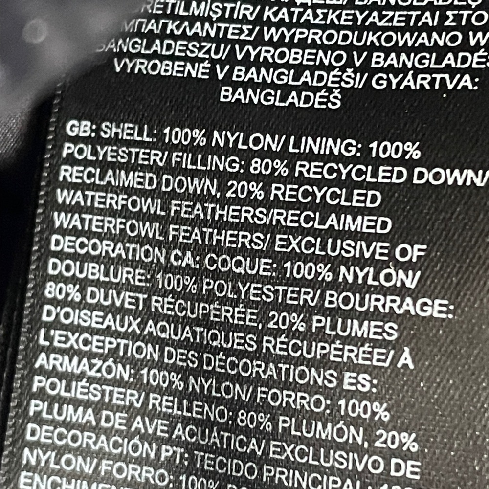 The North Face - Women’s W 2000 RTRO NUPTSE Down Jacket - Picture 5 of 11